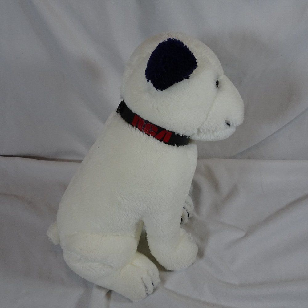 Vintage 1993 Dankin RCA Chipper Plush 11"